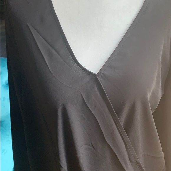 NWOT•BANANA REPUBLIC•BLOUSE - Picture 3 of 5